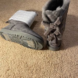 Size 7 Grey Ugg Boots